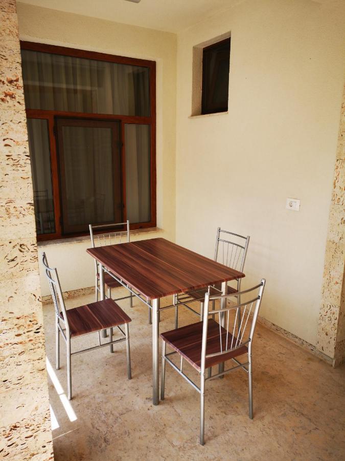 Brize Guest House Tuzla Bagian luar foto